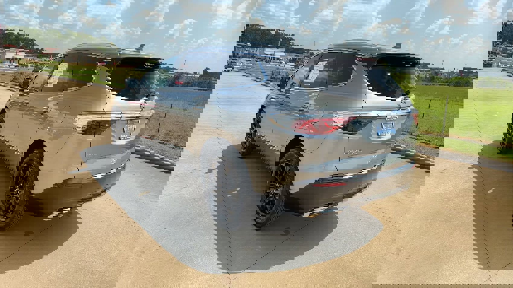 2024 Buick Enclave Essence photo 6