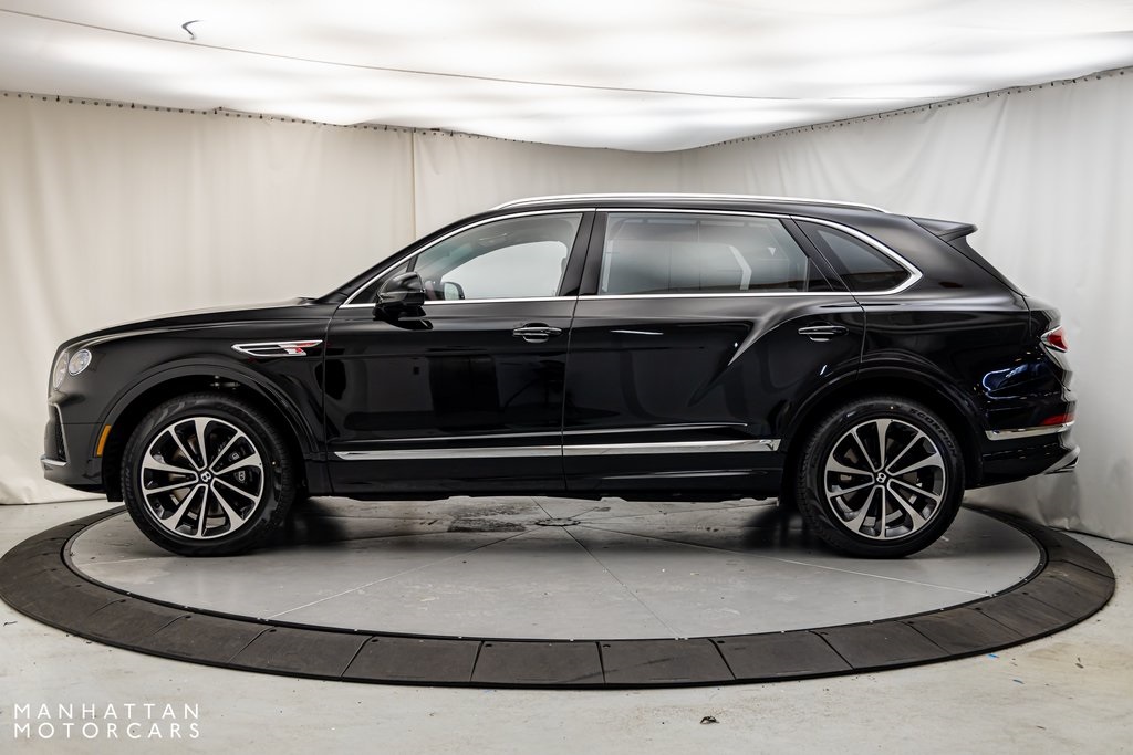 2024 Bentley Bentayga EWB photo 2