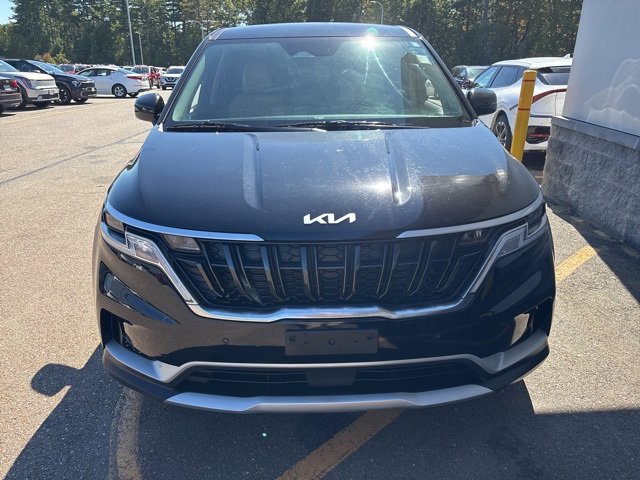 2023 Kia Carnival EX photo 2