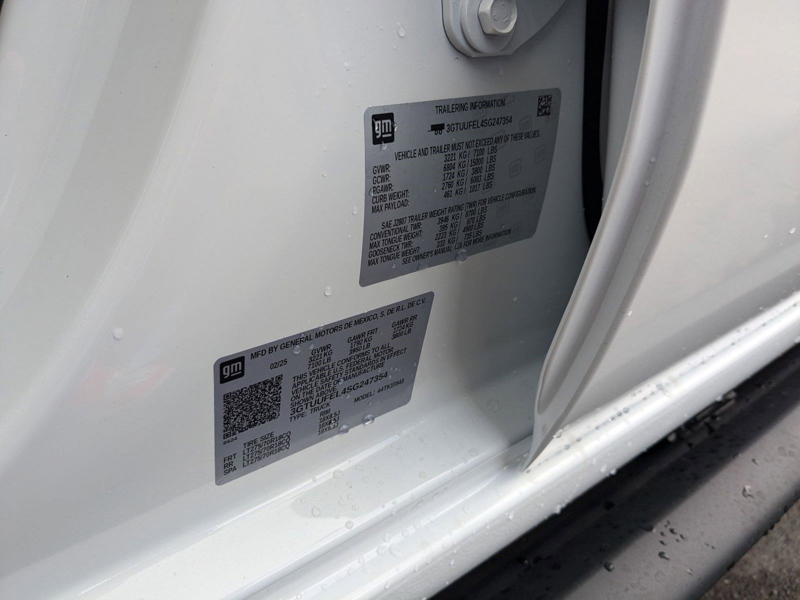 2025 Gmc Sierra 1500 AT4X photo 24