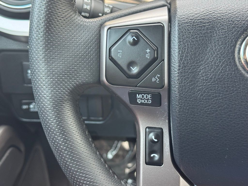 2023 Toyota Tacoma 4x4 TRD Off-Road photo 28