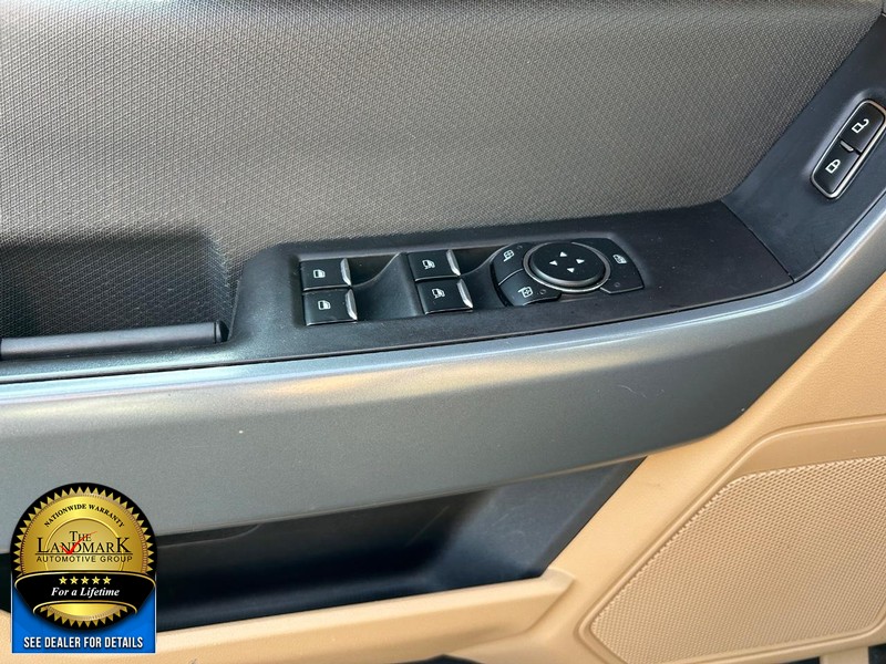 2023 Ford F-150 XLT photo 8