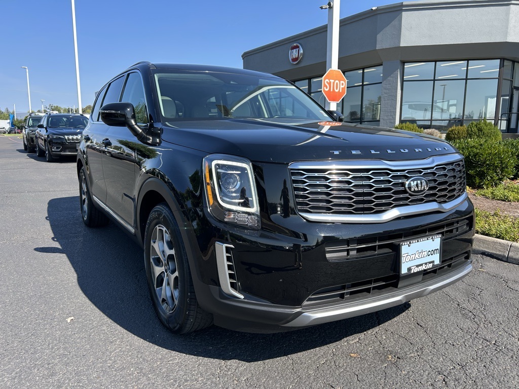 2021 Kia Telluride EX photo 2