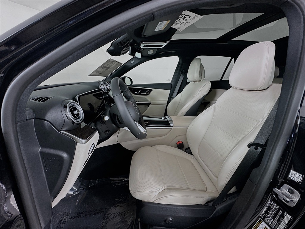 2026 Mercedes Benz GLC 300 4MATIC photo 17