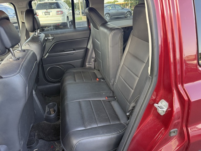 2016 Jeep Patriot High Altitude photo 8