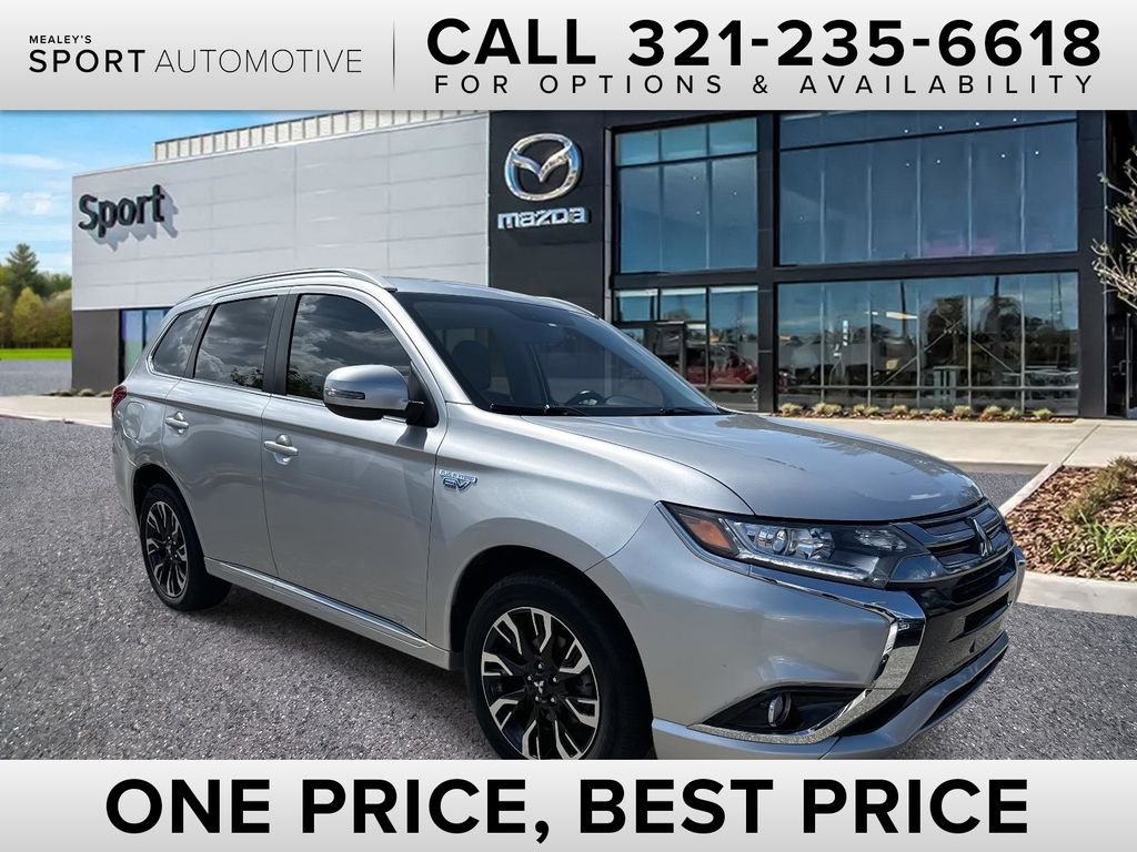 2018 Mitsubishi Outlander PHEV SEL photo 28