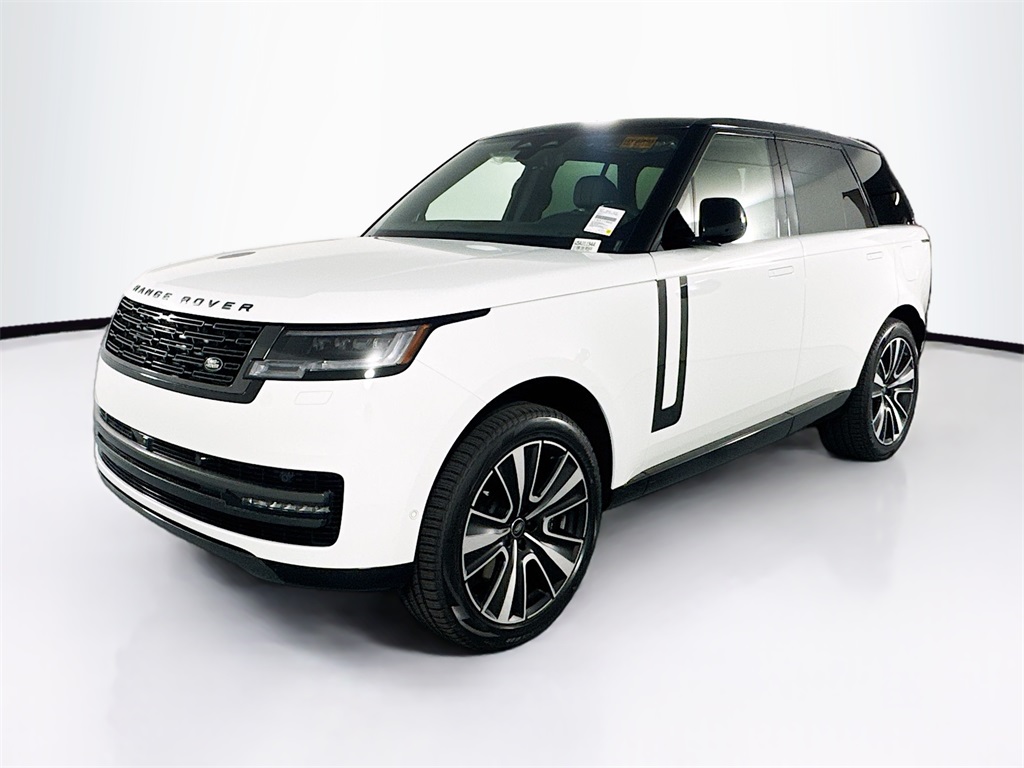 2025 Land Rover Range Rover SE's photo