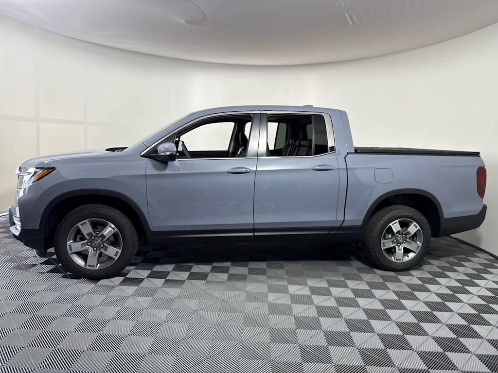 2025 Honda Ridgeline RTL photo 3