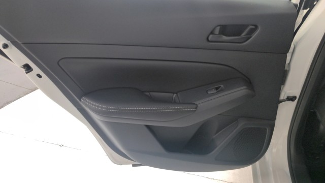 Used 2024 WHITE Nissan 2.5 SV image 23