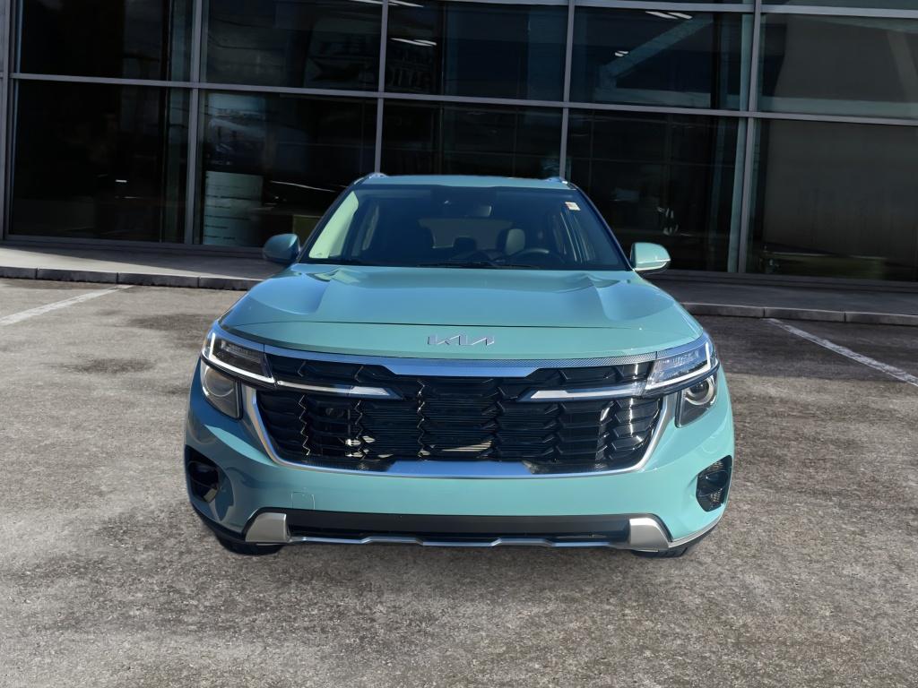 2026 Kia Seltos EX photo 2