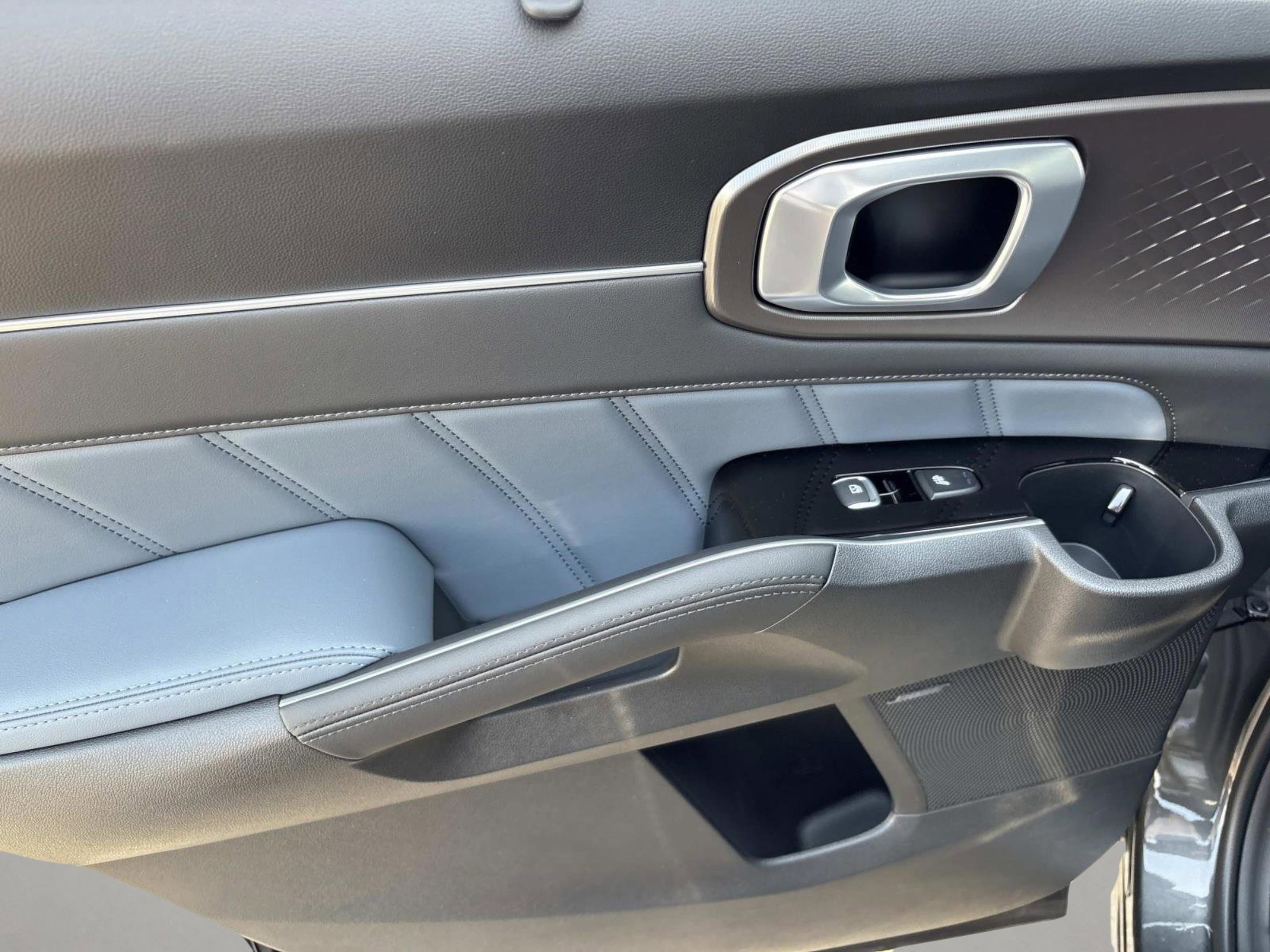 2025 Kia Sorento Hybrid SX Prestige photo 19