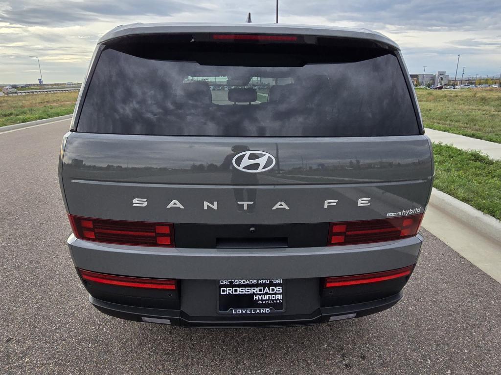 2025 Hyundai Santa Fe SE photo 3