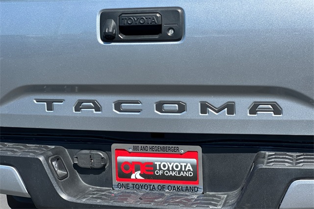 2023 Toyota Tacoma SR5 photo 25