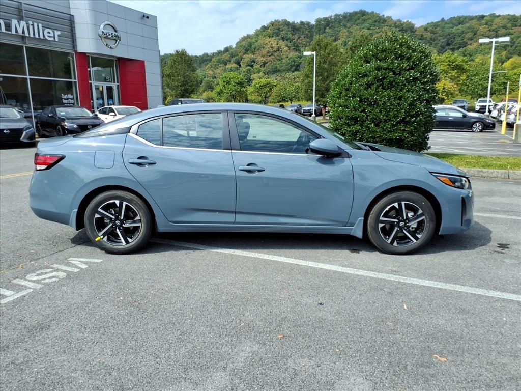 2025 Nissan Sentra SV photo 2