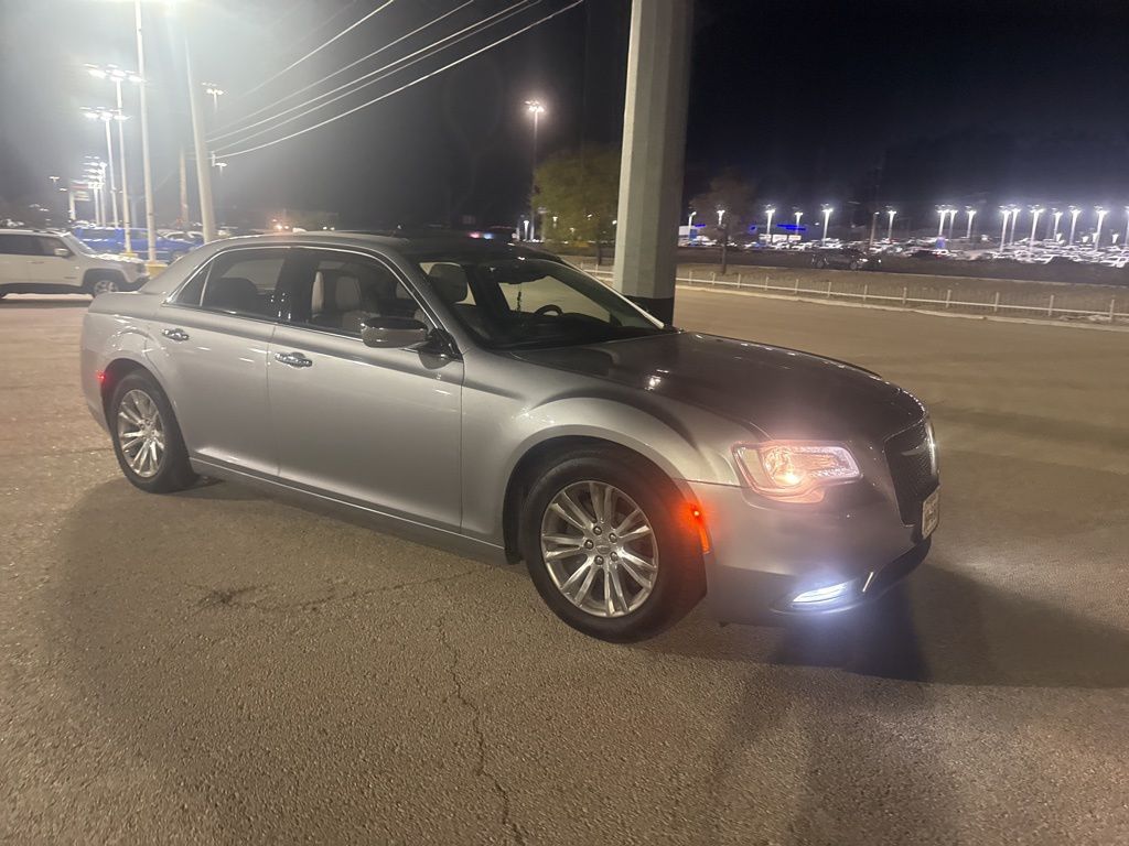 2016 Chrysler 300 C