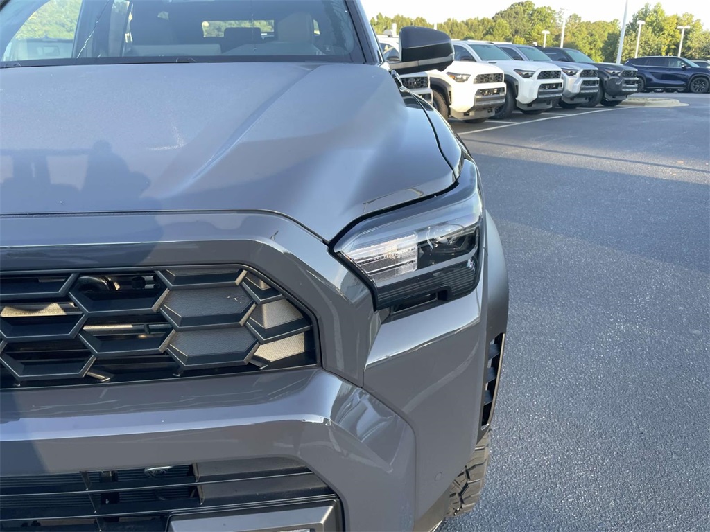 2025 Toyota 4Runner TRD Off-Road Premium photo 9