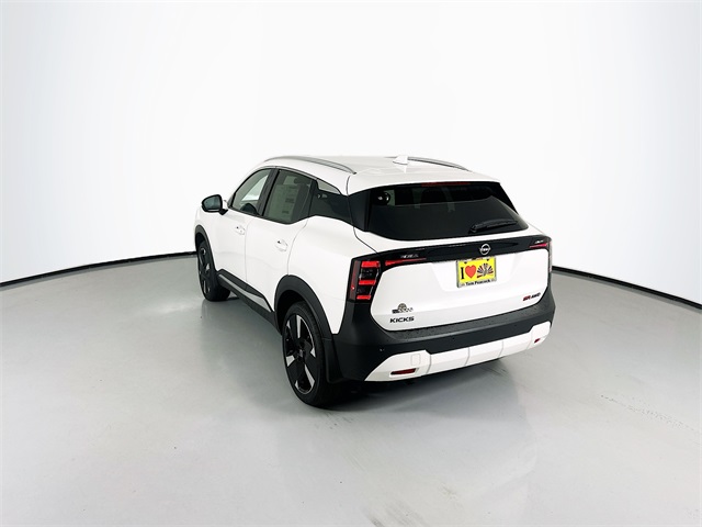 2025 Nissan Kicks SR photo 4