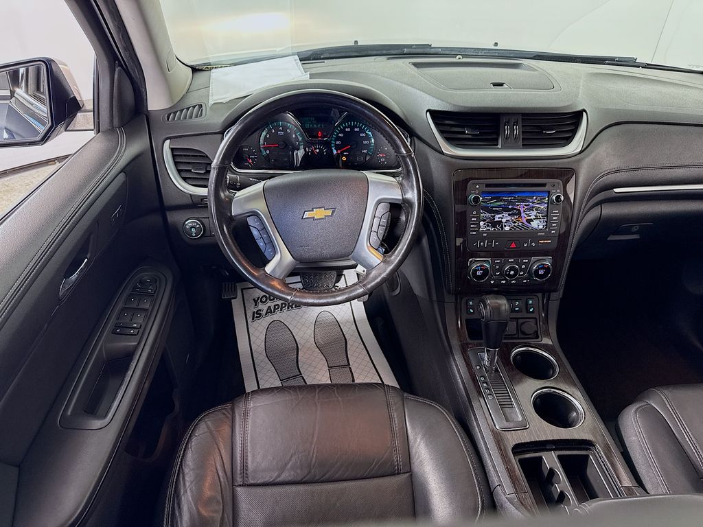 2016 Chevrolet Traverse LTZ photo 5