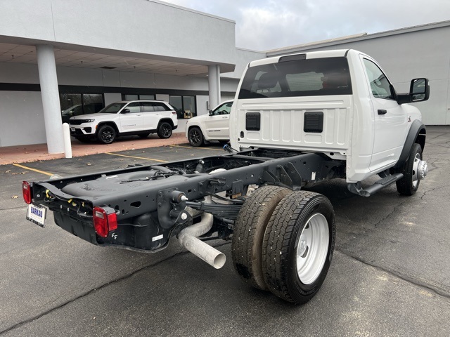 2025 Ram 4500 photo 3