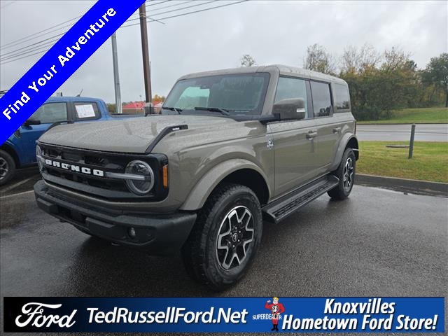 2025 Ford Bronco 4-Door Outer Banks's photo