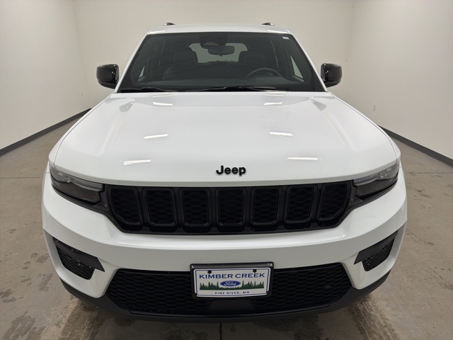 Used 2023 Jeep Grand Cherokee Altitude with VIN 1C4RJHAG5PC570499 for sale in Pine River, Minnesota