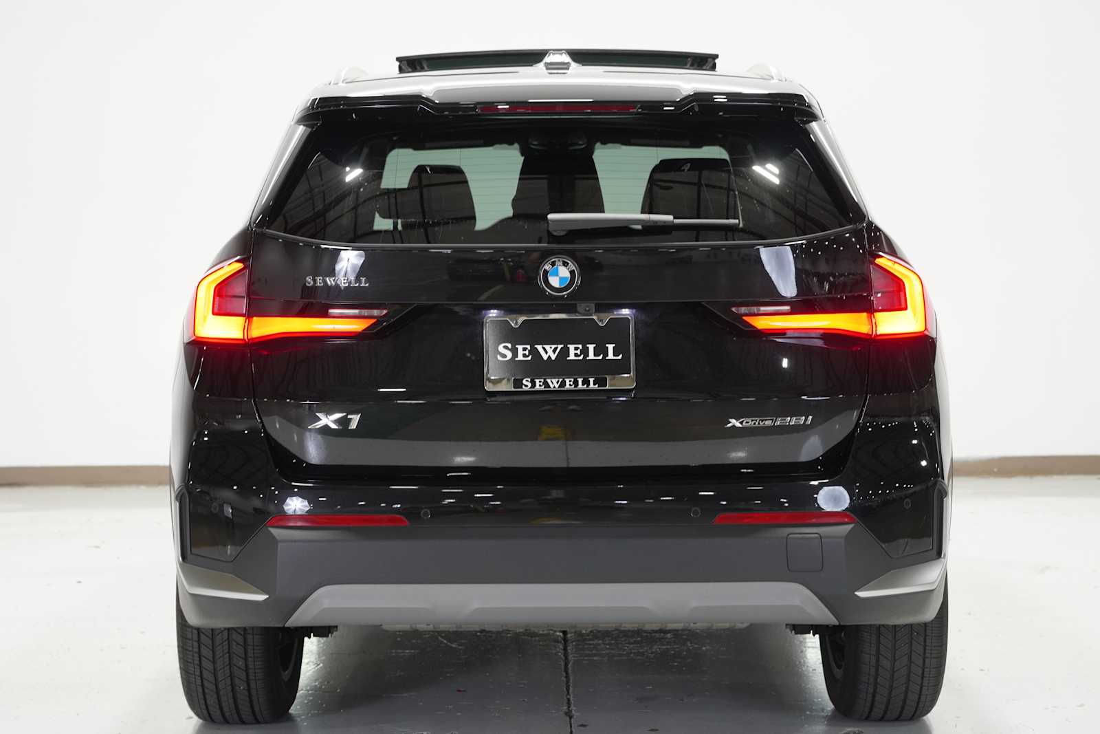 2023 Bmw X1 XDrive28i photo 5