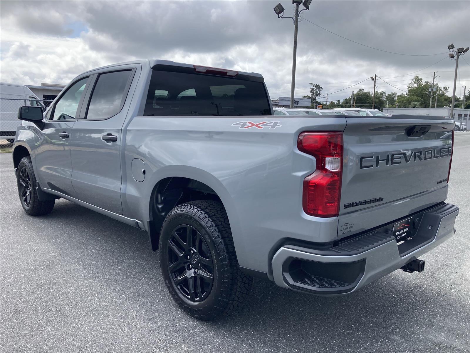2026 Chevrolet Silverado 1500 Custom photo 7