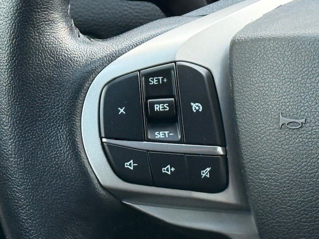 2022 Ford Explorer XLT photo 26