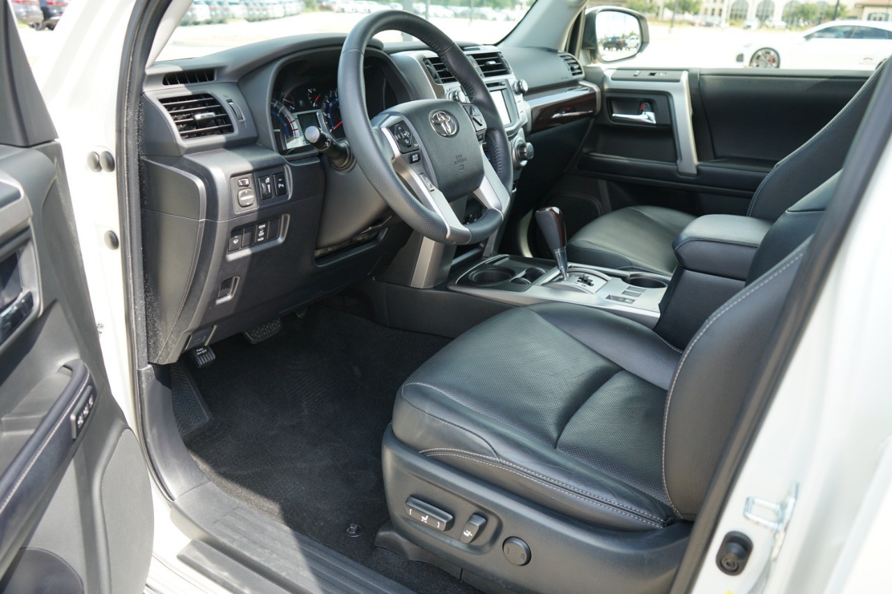 2019 Toyota 4Runner Limited photo 12