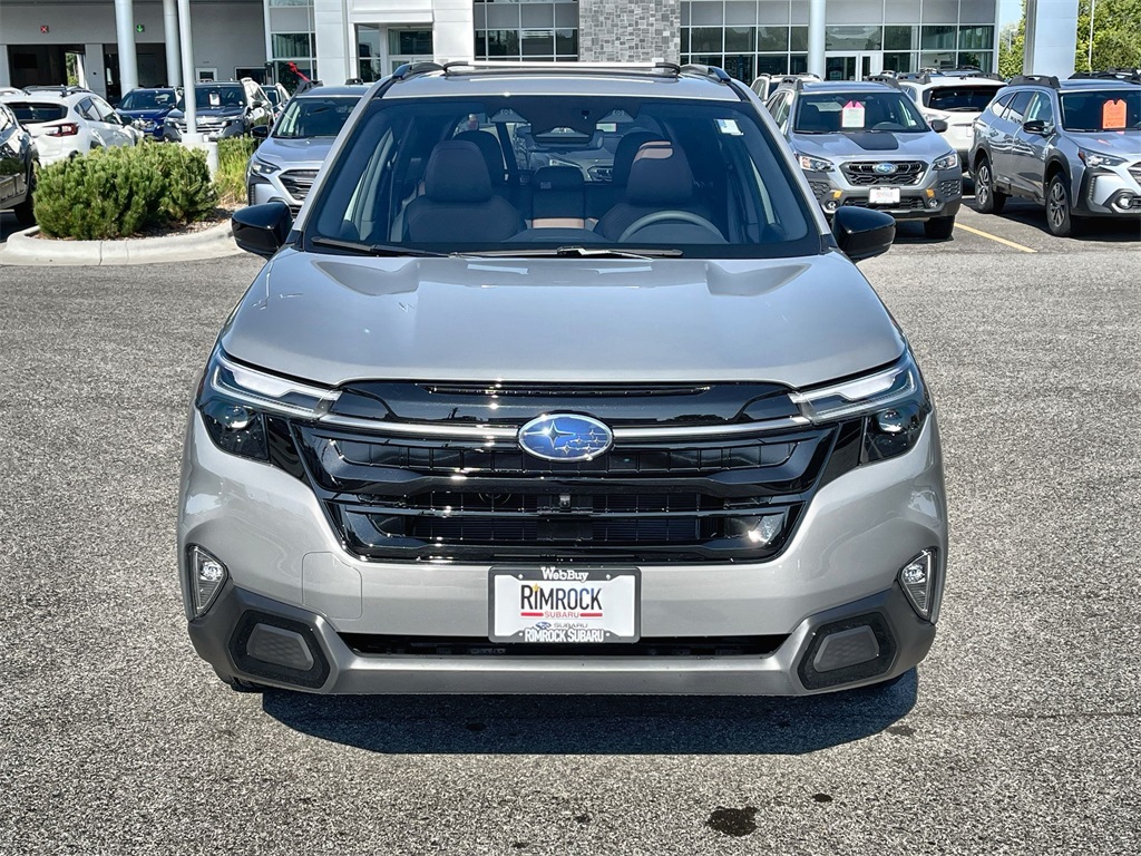 2025 Subaru Forester Touring photo 9