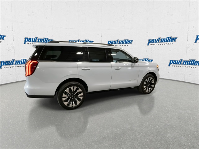2025 Ford Expedition Platinum photo 9