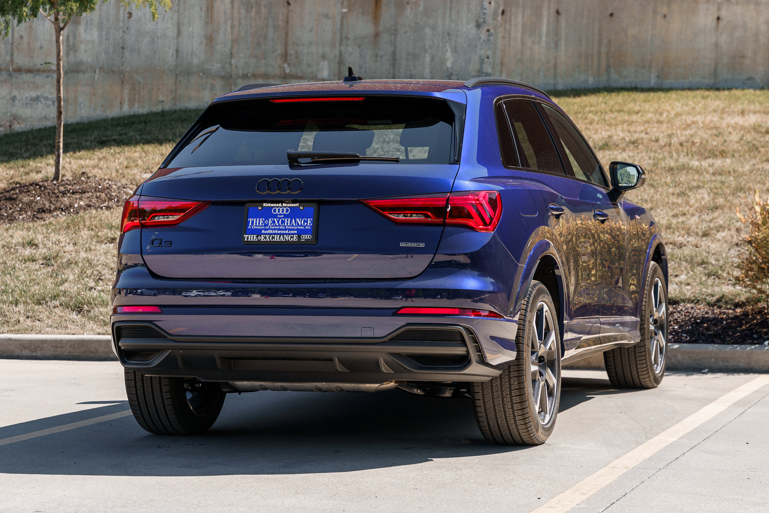 2025 Audi Q3 S line Premium Plus photo 4