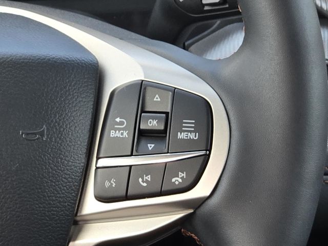2025 Ford Explorer photo 14