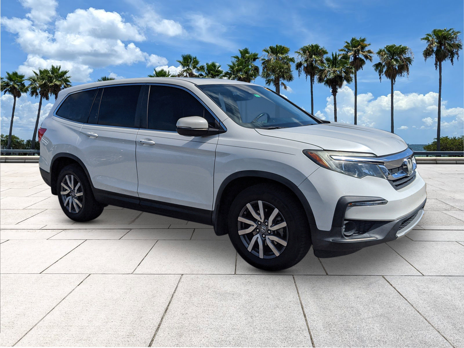 2020 Honda Pilot EX-L photo 2