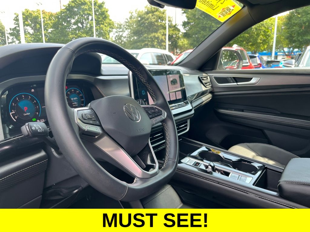 2024 Volkswagen Atlas Cross Sport SE Technology photo 3
