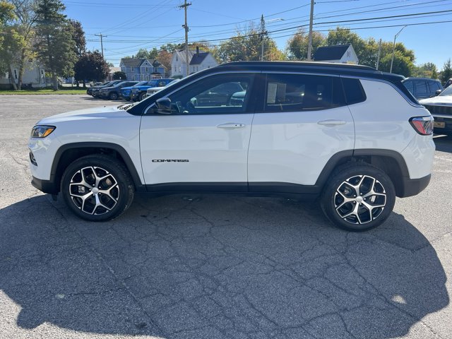 2024 Jeep Compass Limited photo 2