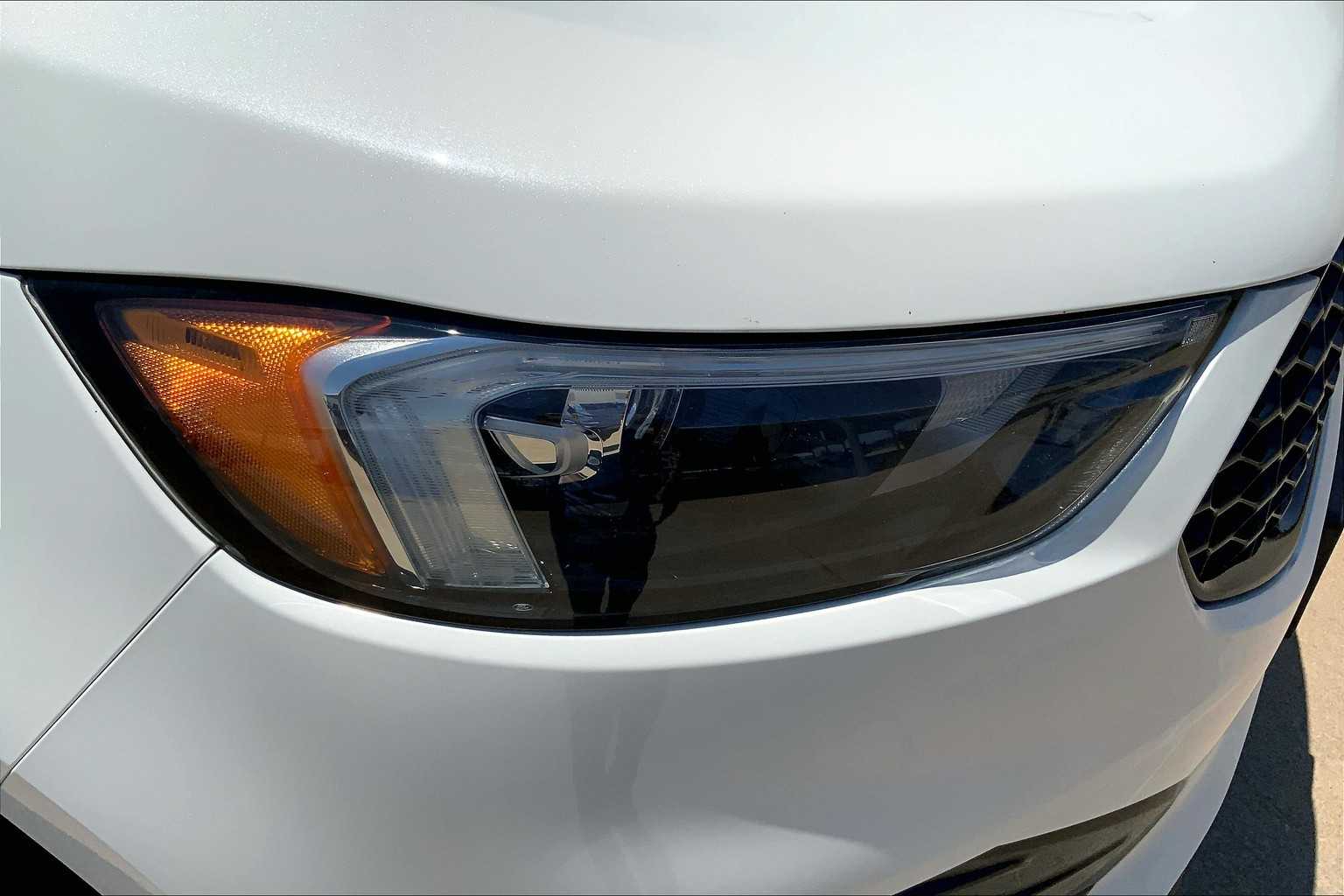 2020 Ford Edge ST photo 24