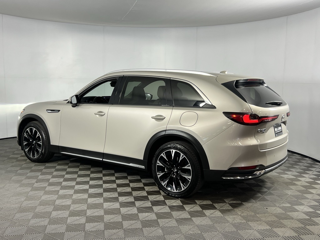 2024 Mazda CX-90 Premium photo 4