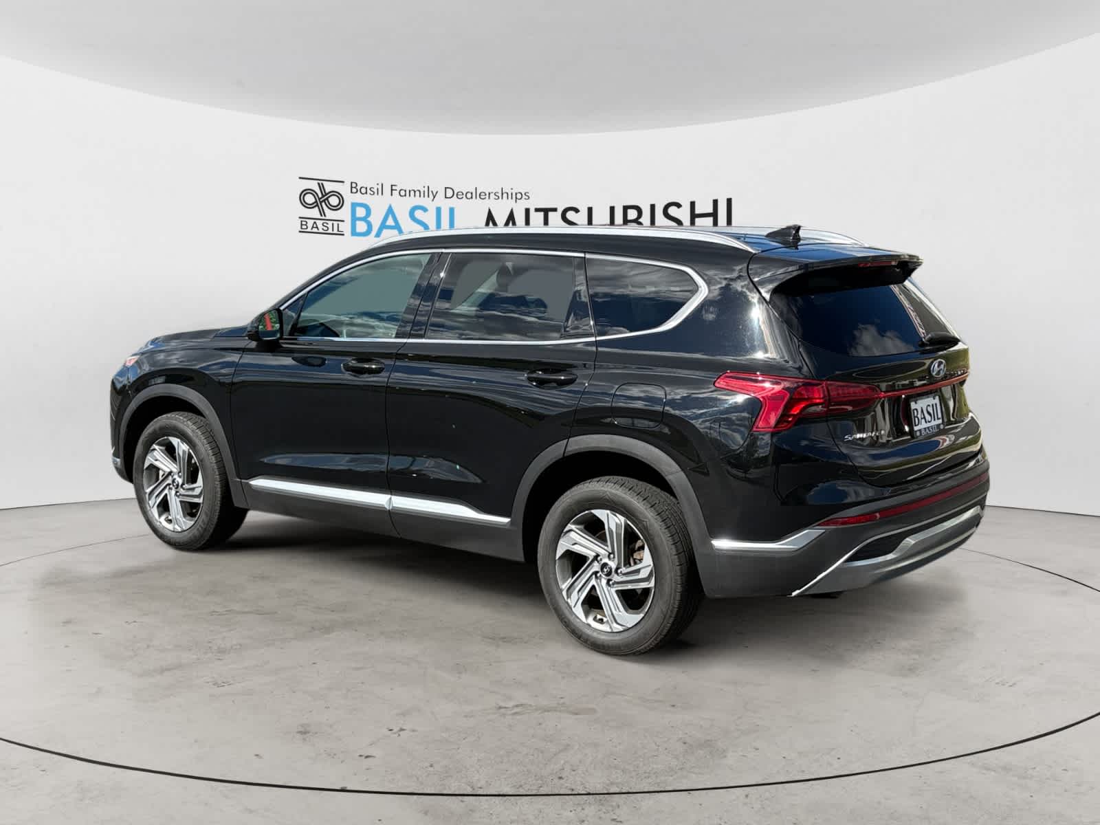2021 Hyundai Santa Fe SEL photo 3