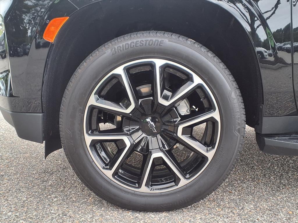 2024 Chevrolet Tahoe RST photo 4
