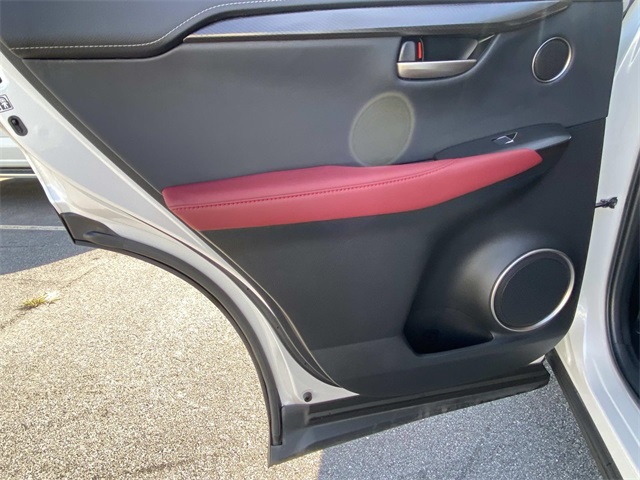 2021 Lexus NX 300 photo 12