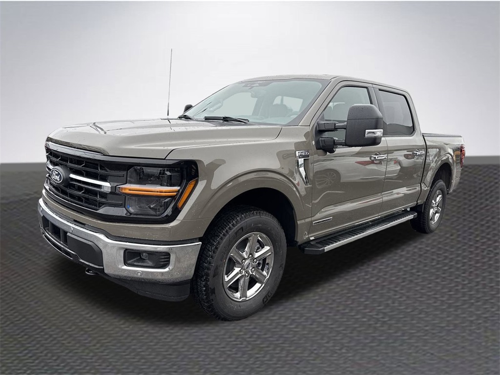 2025 Ford F-150 XLT photo 3