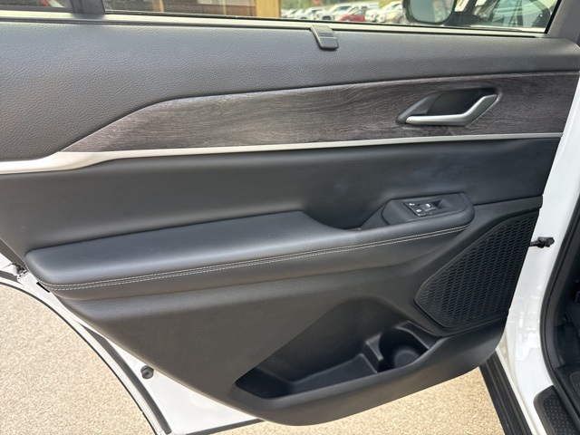 2024 Jeep Grand Cherokee Limited photo 18