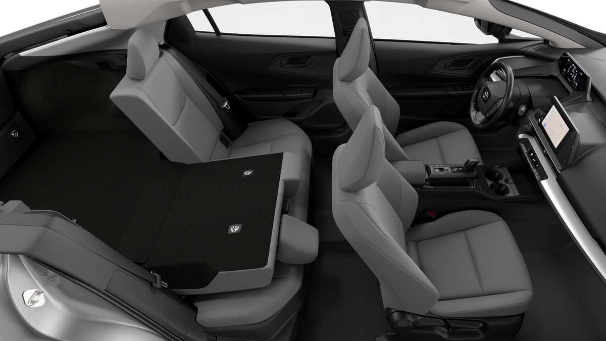 2025 Toyota Prius LE photo 22