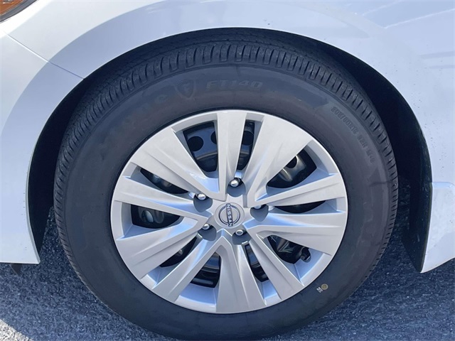 2025 Nissan Sentra S photo 10