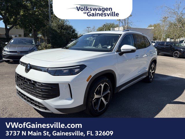 2026 Volkswagen Tiguan SE photo 2