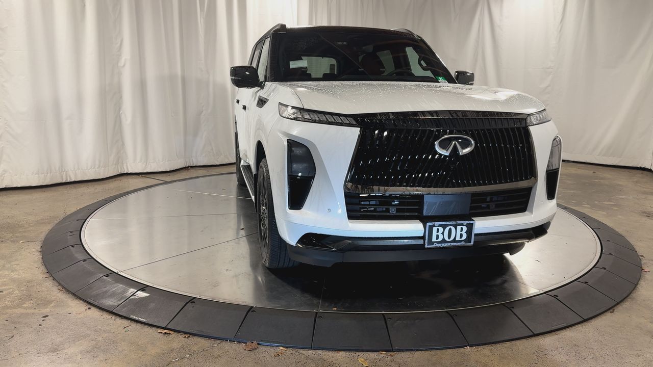 2026 Infiniti QX80 photo 2