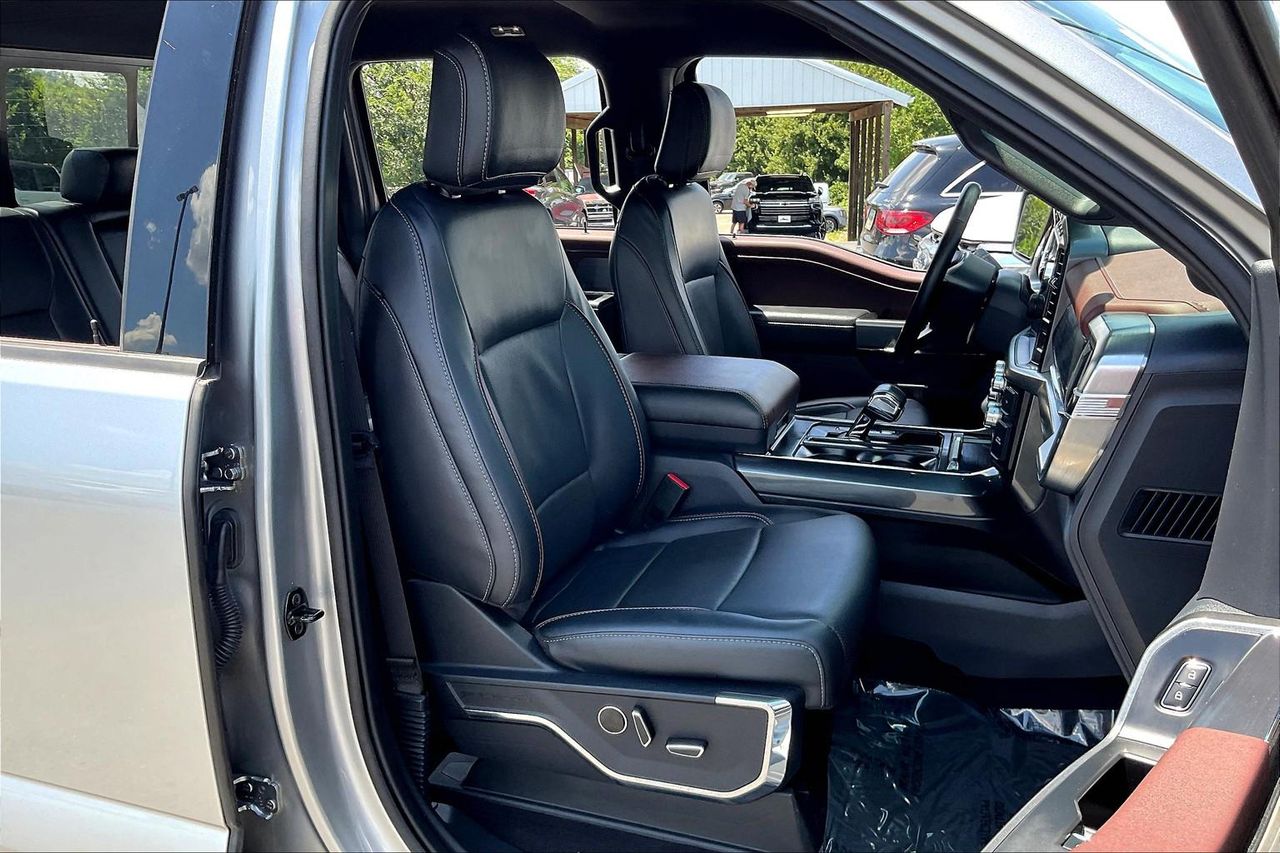 2023 Ford F-150 Lariat photo 24