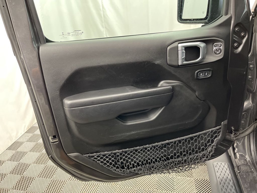 2023 Jeep Gladiator Sport photo 22