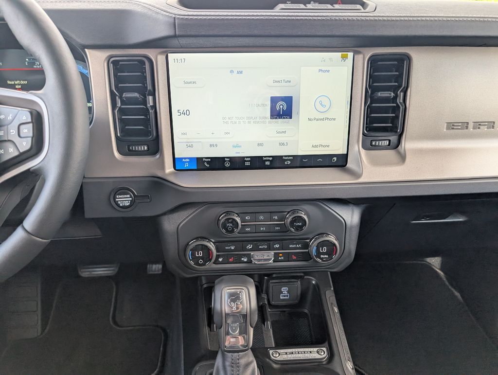 2025 Ford Bronco Outer Banks photo 8